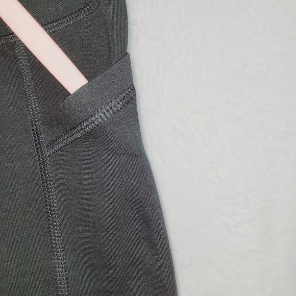 Moisture Wicking Athletic Works Black Pant Size M - Picture 7 of 8